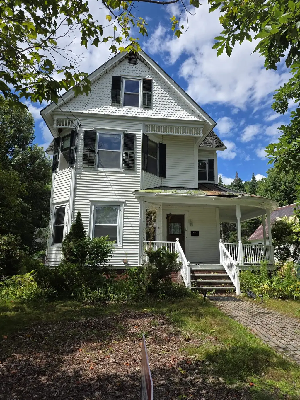 92 Highland Avenue, Lisbon