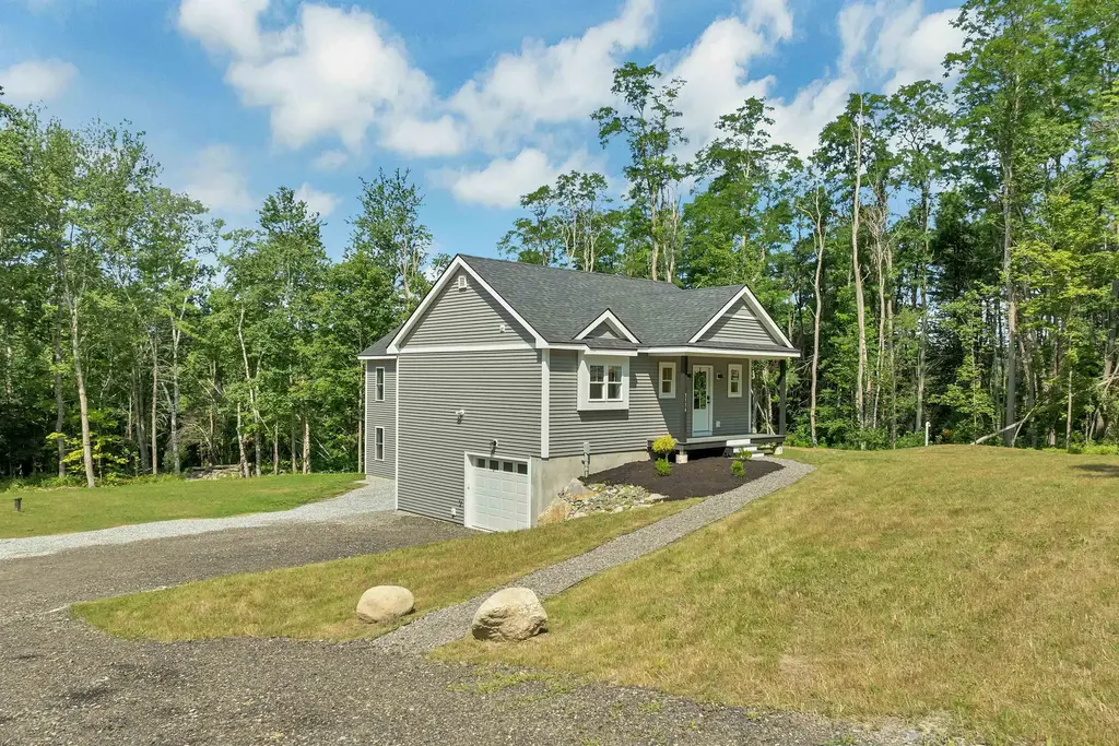 3114 Parade Road, Laconia