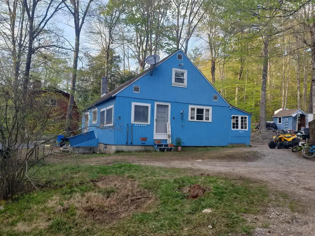 1043 Shedd Hill Road, Stoddard