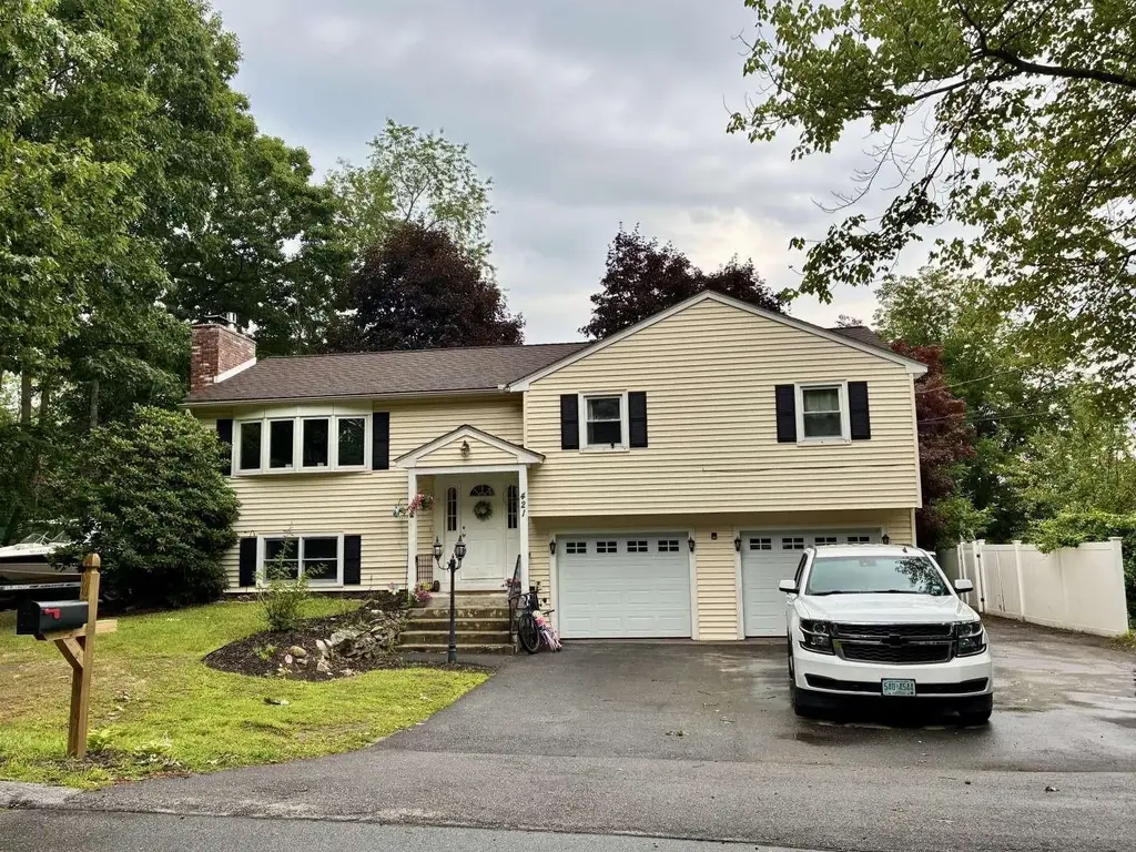 421 Pleasant Street, Laconia