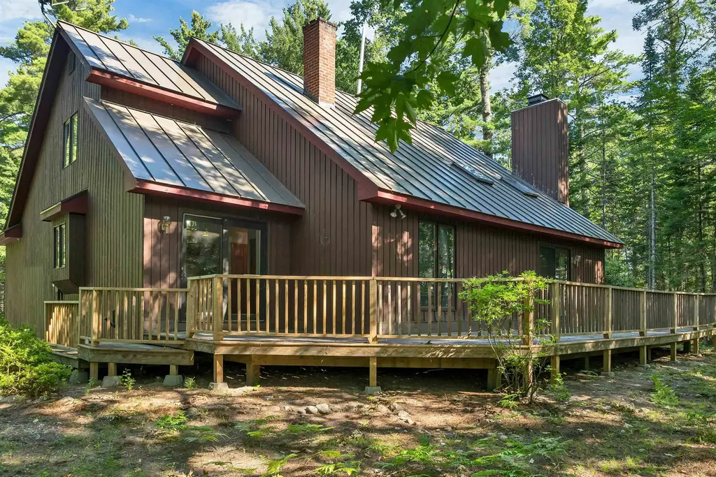 56 Pine Ridge Road, Sunapee