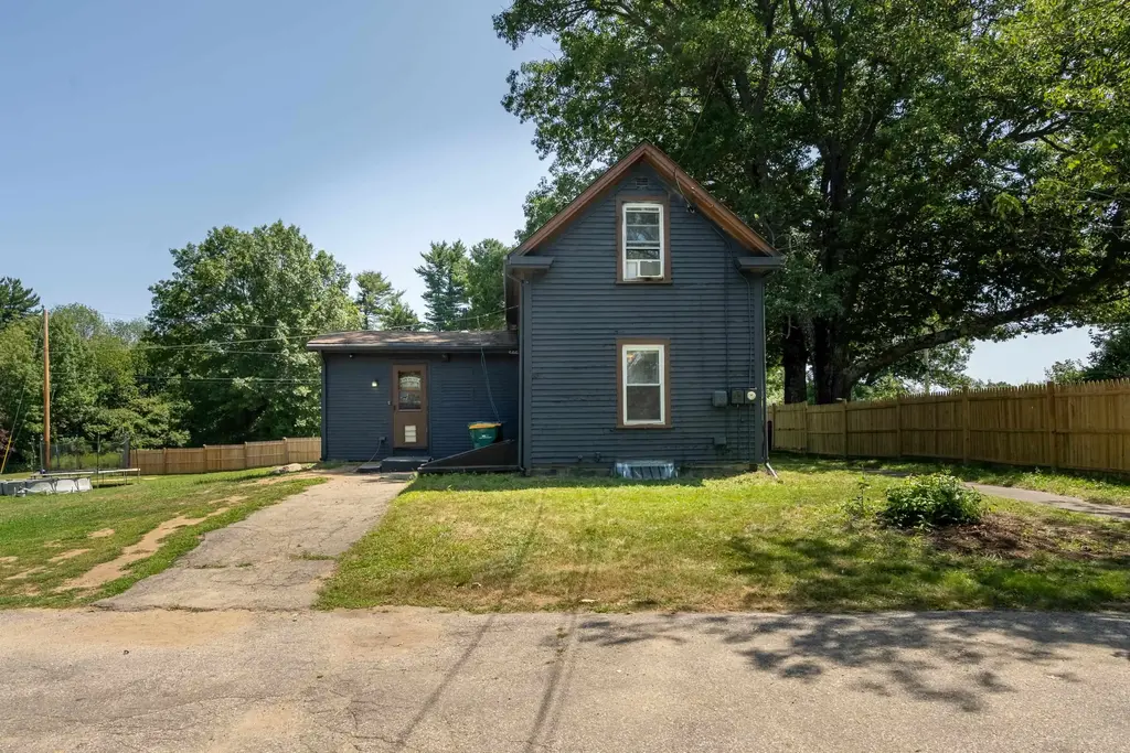 126 Rochester Hill Road, Rochester