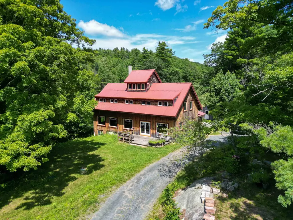 144 Codfish Hill Road, Canaan