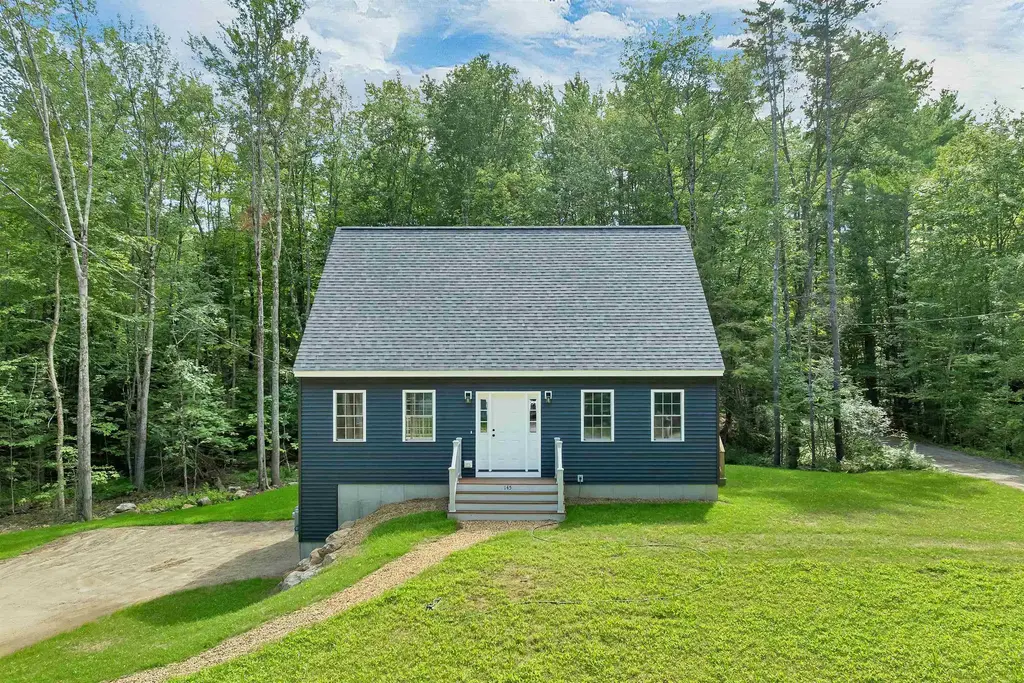 145 Holmes Road, Barnstead