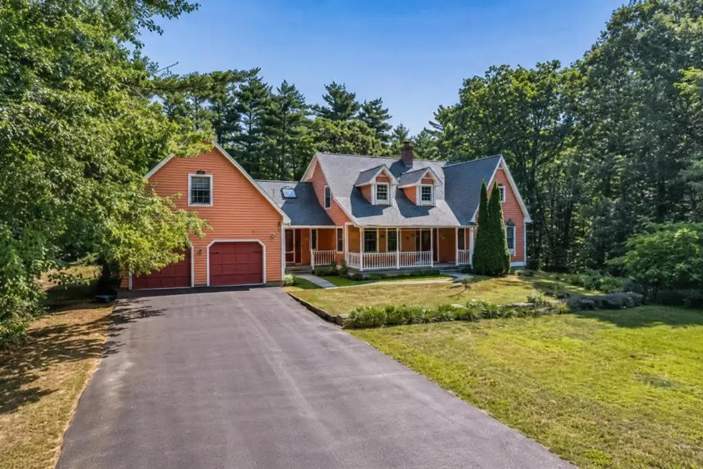 27 Rouleau Drive, Somersworth