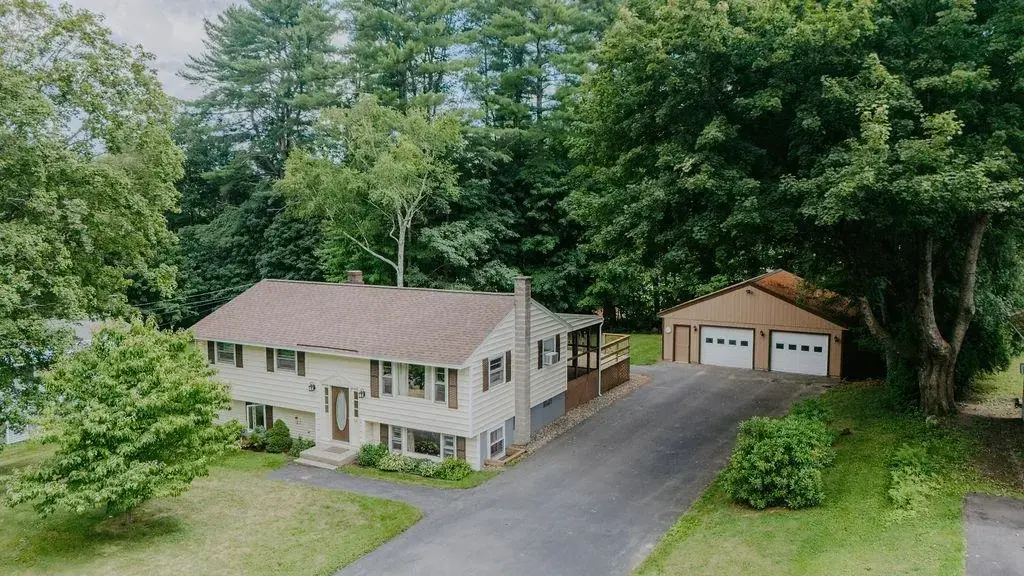 54 Eastview Road, Keene