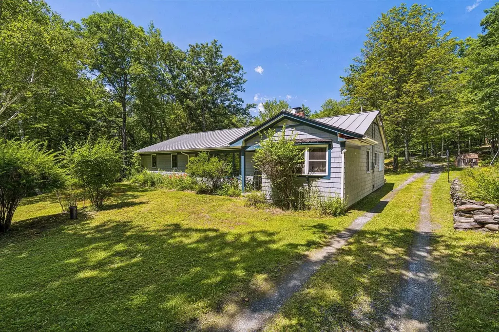 72 Ledge Drive, Plainfield