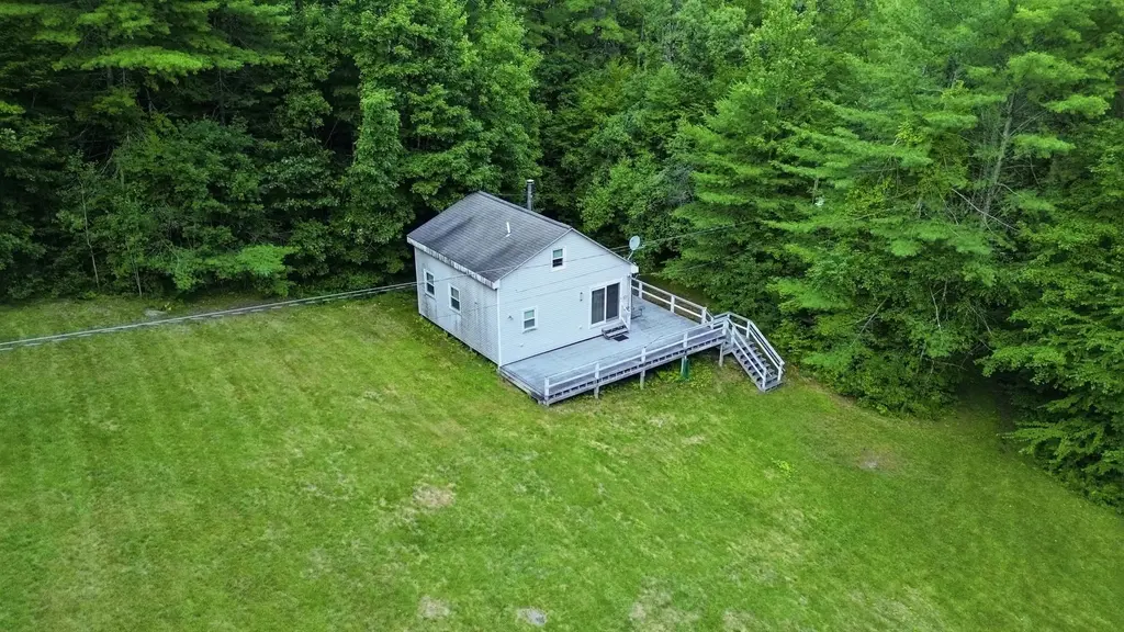 6-8 Field Drive, Ashland