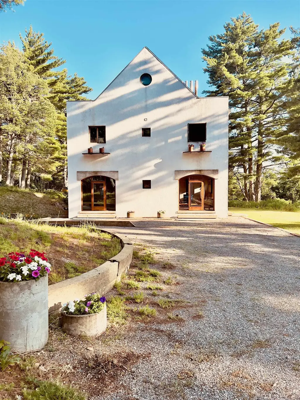 437 Avery Hill Road, Alton
