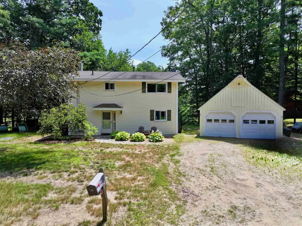 10 Belmont Drive, Barnstead