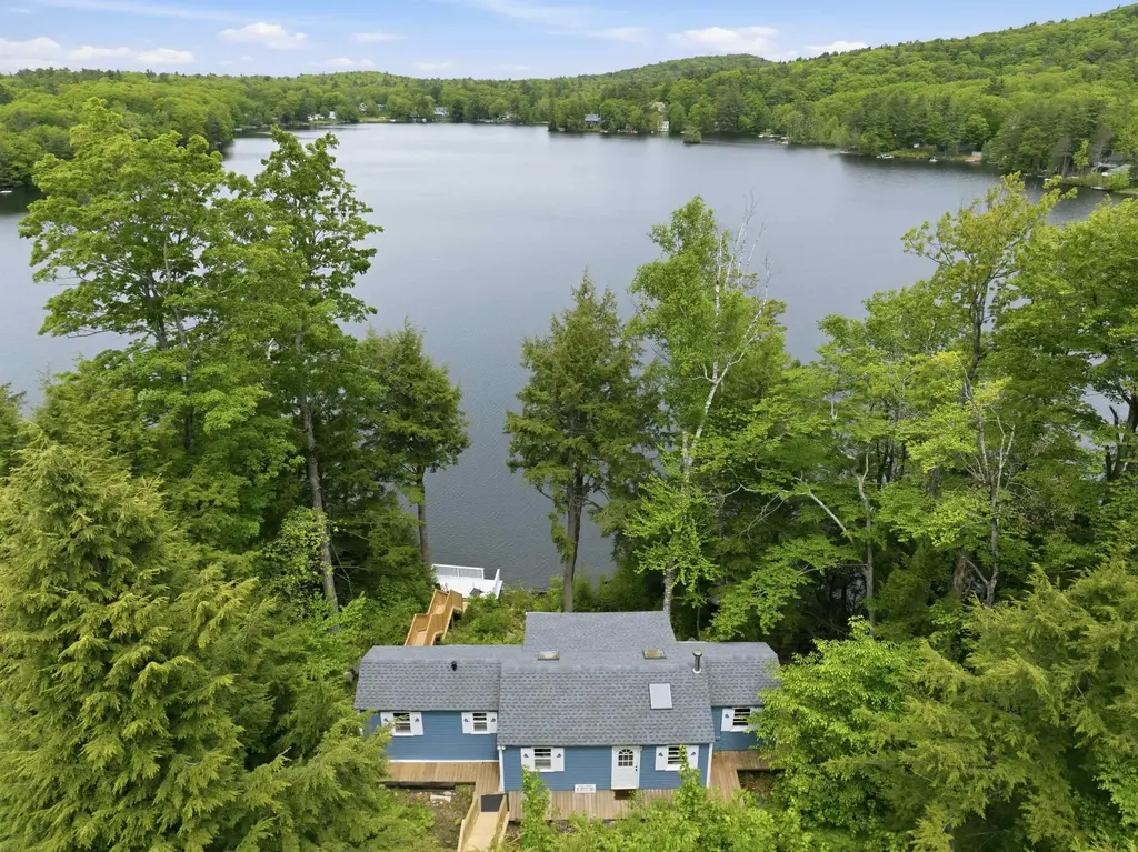 310 Hemlock Drive, Gilmanton
