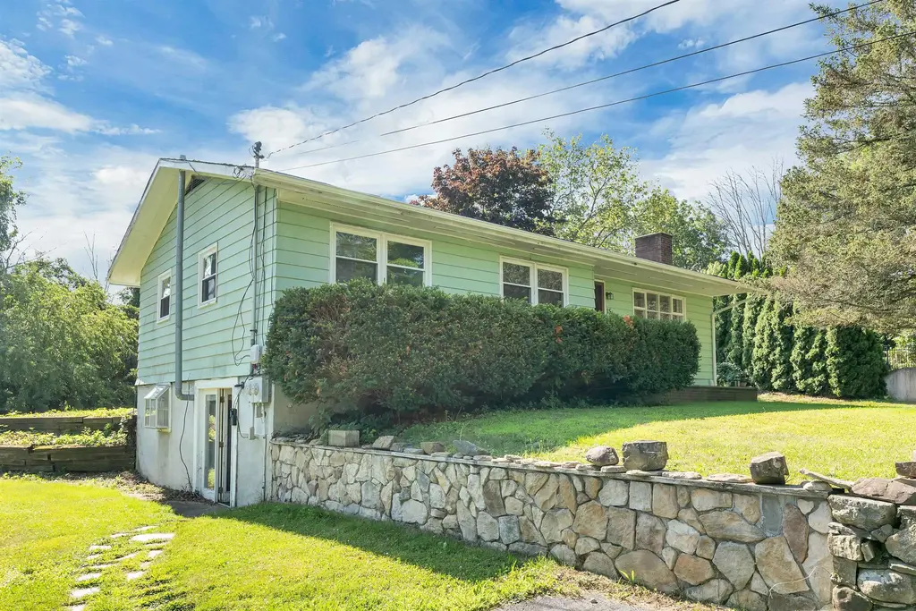 15 Tuttle Lane, Greenland