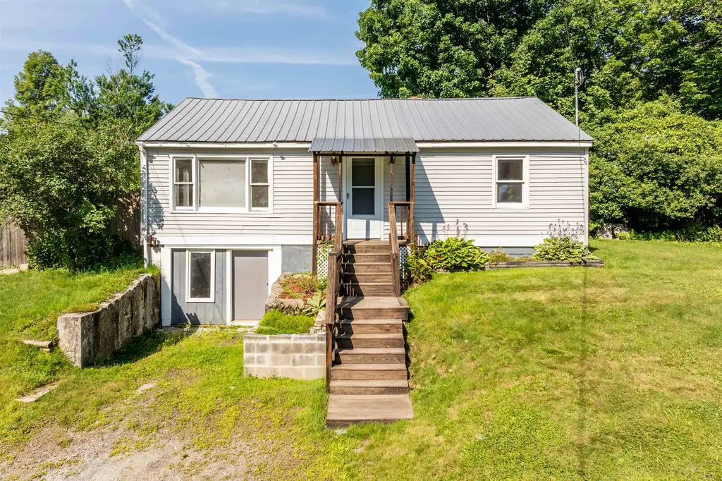 10 Swan Street, Newport