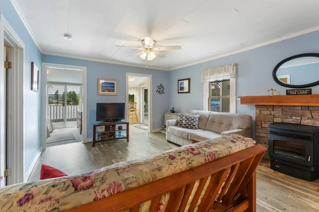 17 Waters Edge Road, Swanzey