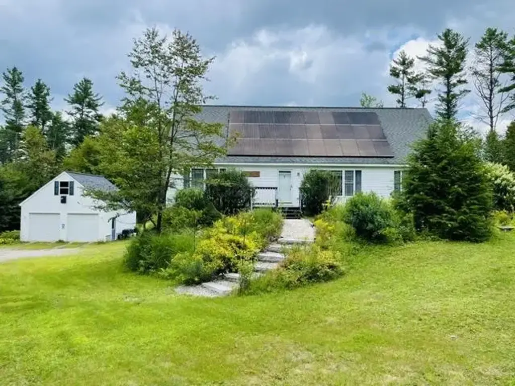251 Perkins Pond Road, Sunapee