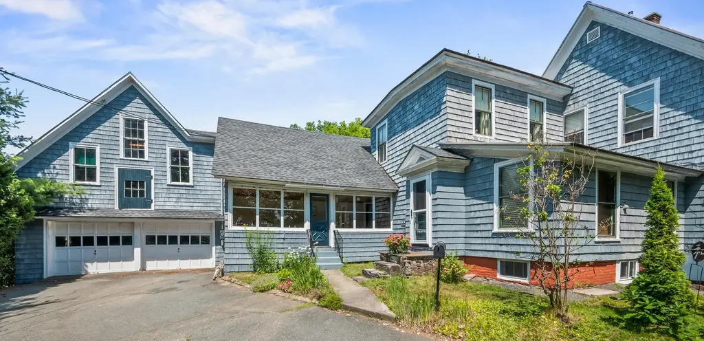 182 Cottage Street, Littleton