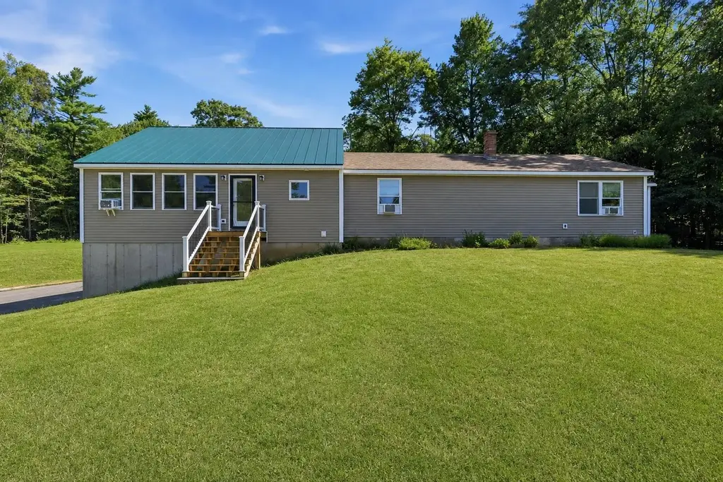 263 Nh Route 140, Gilmanton