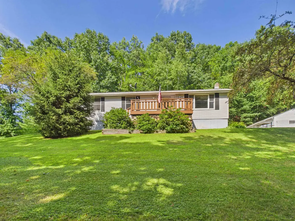 10 Beruk Hill Road, Hinsdale