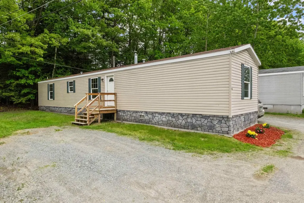 15 Trailer Park Road, Haverhill