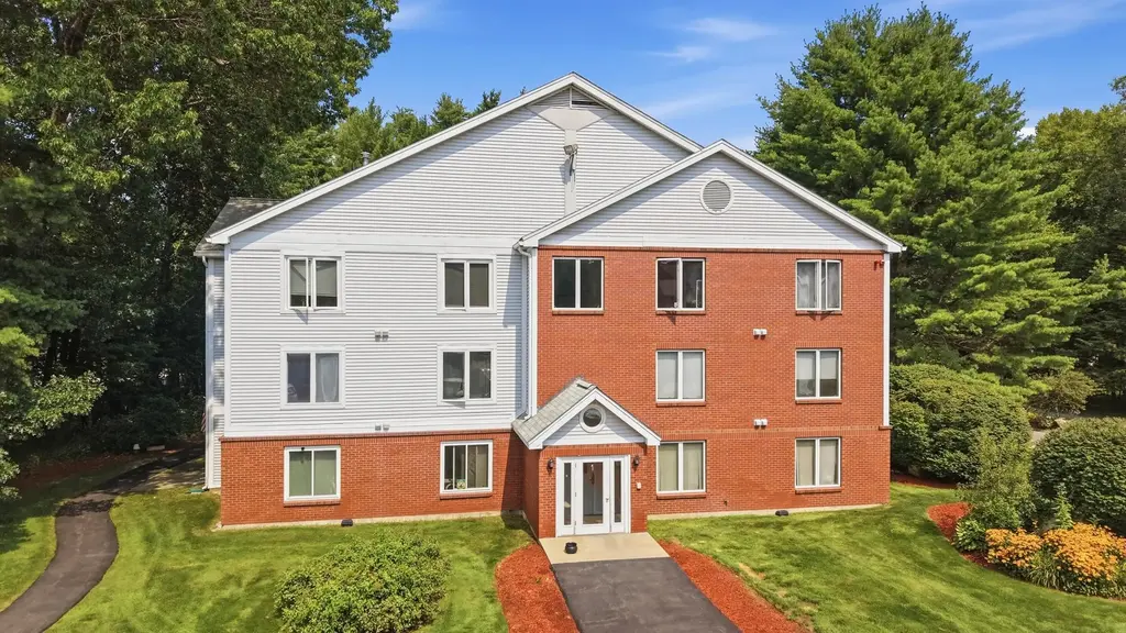 1 Timberwood Drive, Goffstown