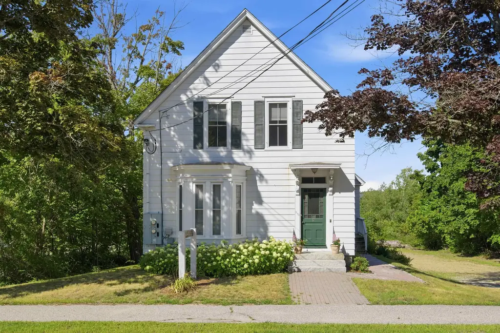 270 South Main Street, Wolfeboro