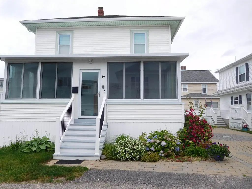 19 Cutler Avenue, Hampton