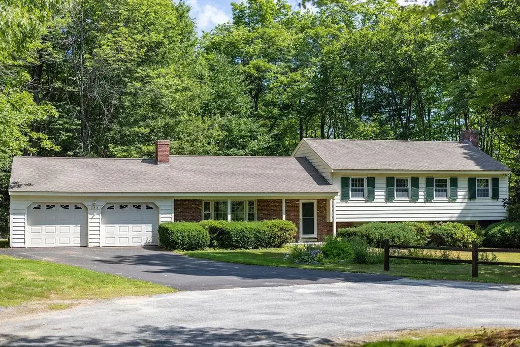 155 Job Seamans Acres, New London