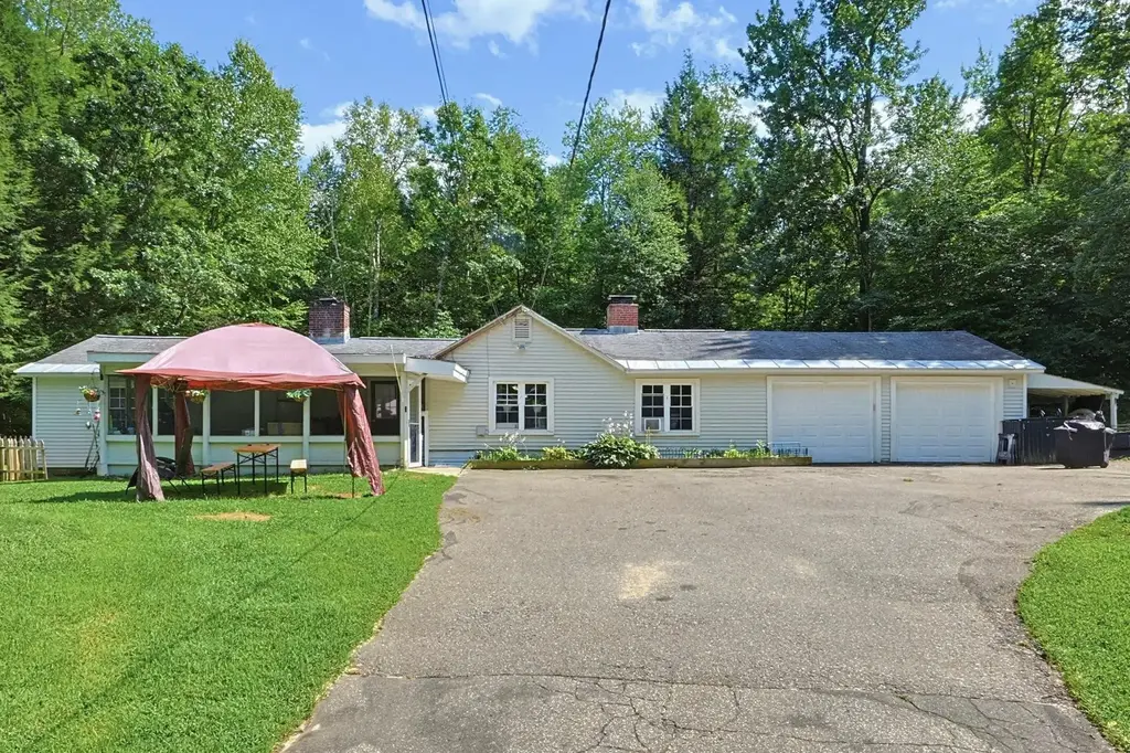 88 Back Ashuelot Road, Winchester