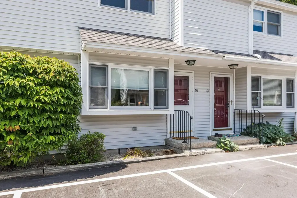777 Middle Road, Portsmouth