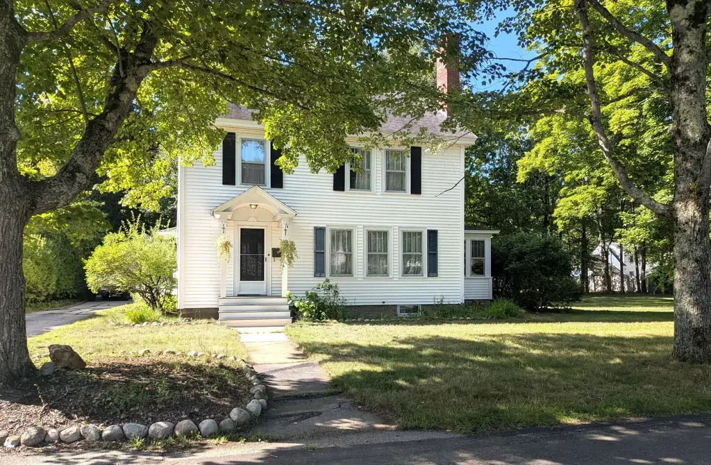 11 Copeland Drive, Rochester