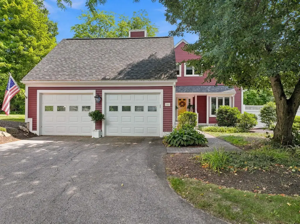 203 Straw Hill Road, Manchester