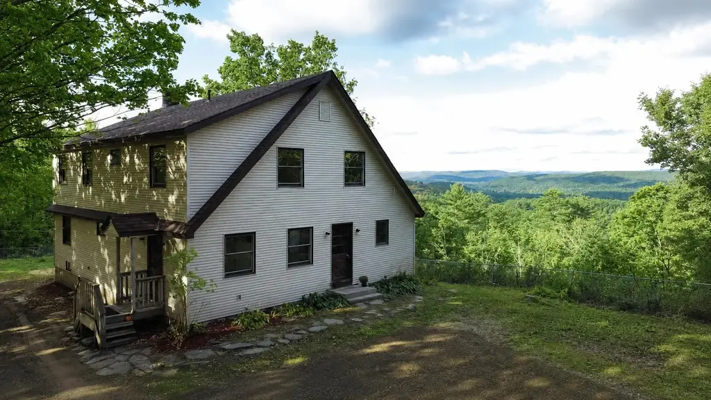 43 Cook Hill Road, Alstead