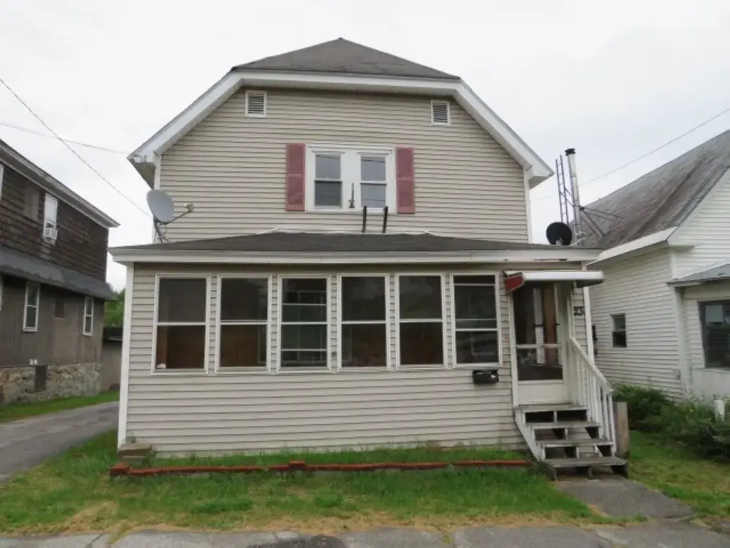 23 Glen Avenue, Berlin