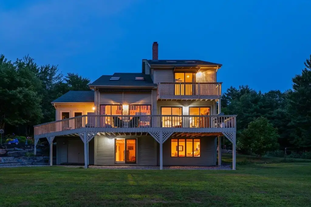 86 Corliss Hill Road, Meredith