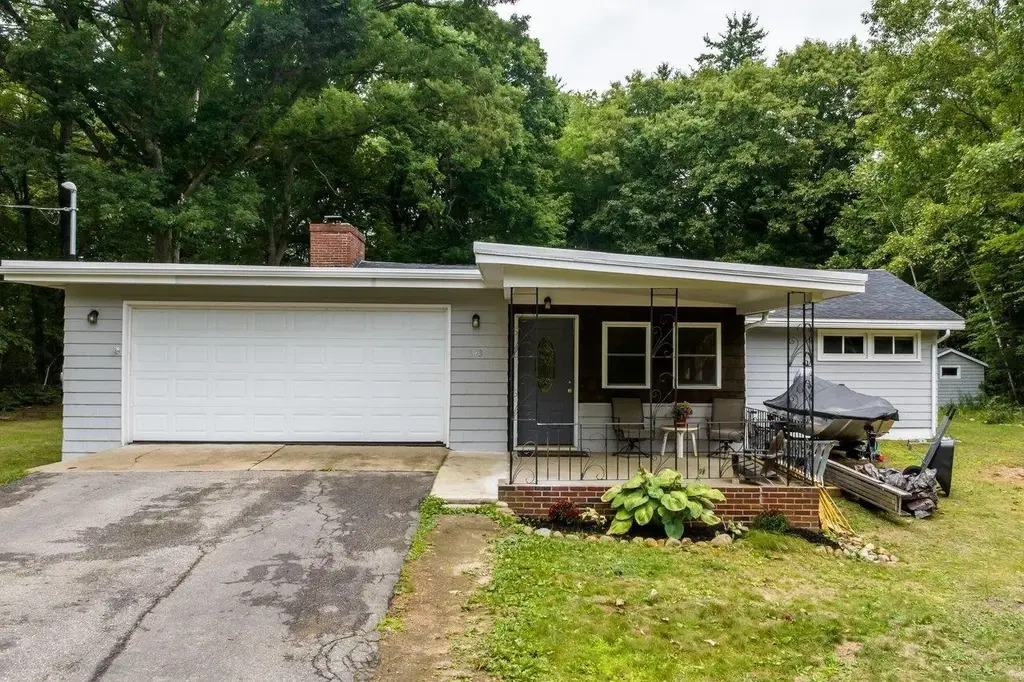 143 Long Hill Road, Dover