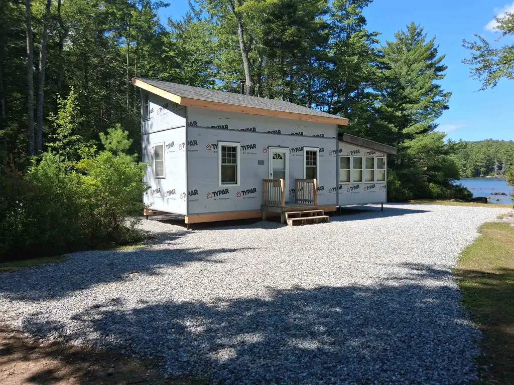 51 Bear Pond Road, Alton