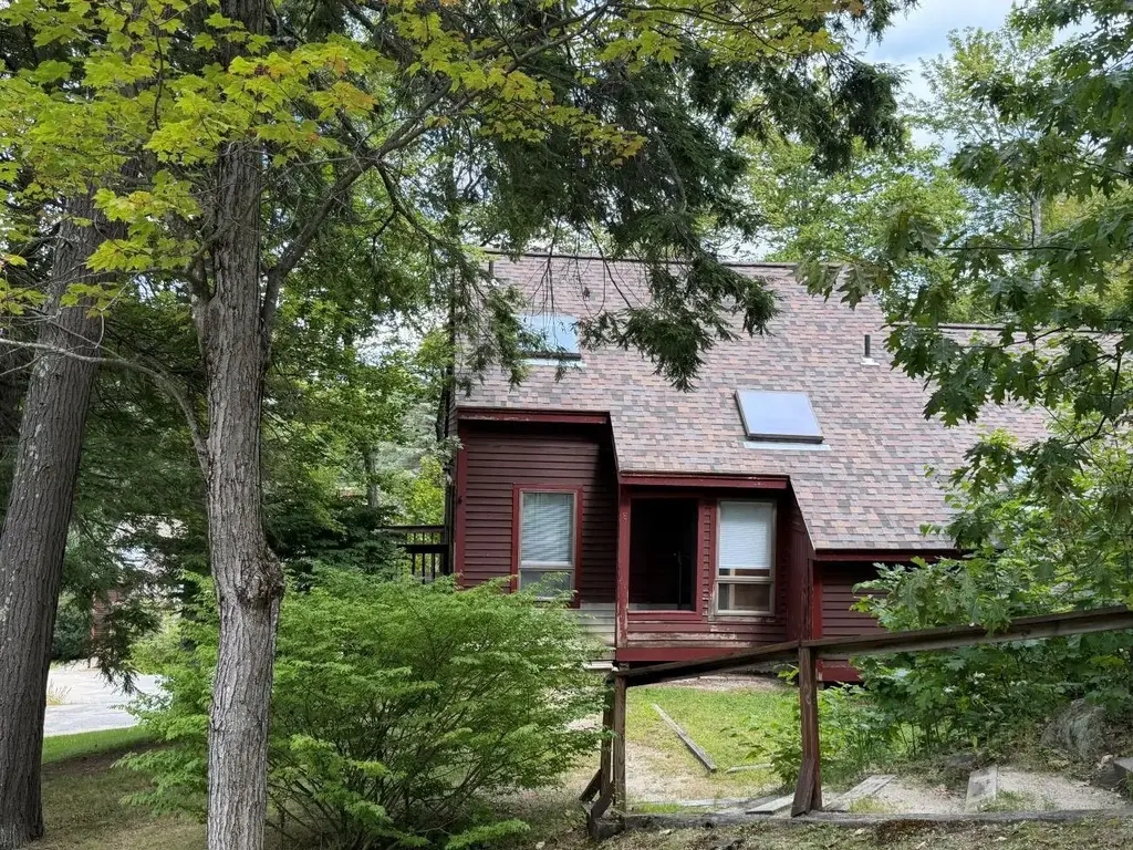 76 Eastside Lane, Francestown