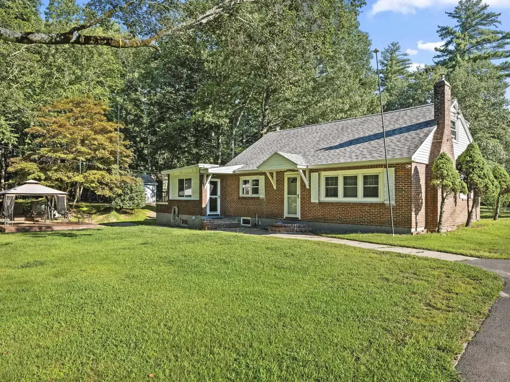 117 Pond Street, Newton