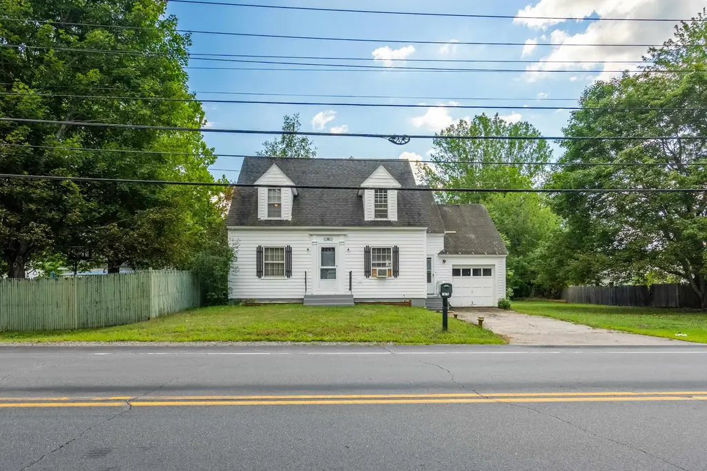 90 W High Street, Somersworth