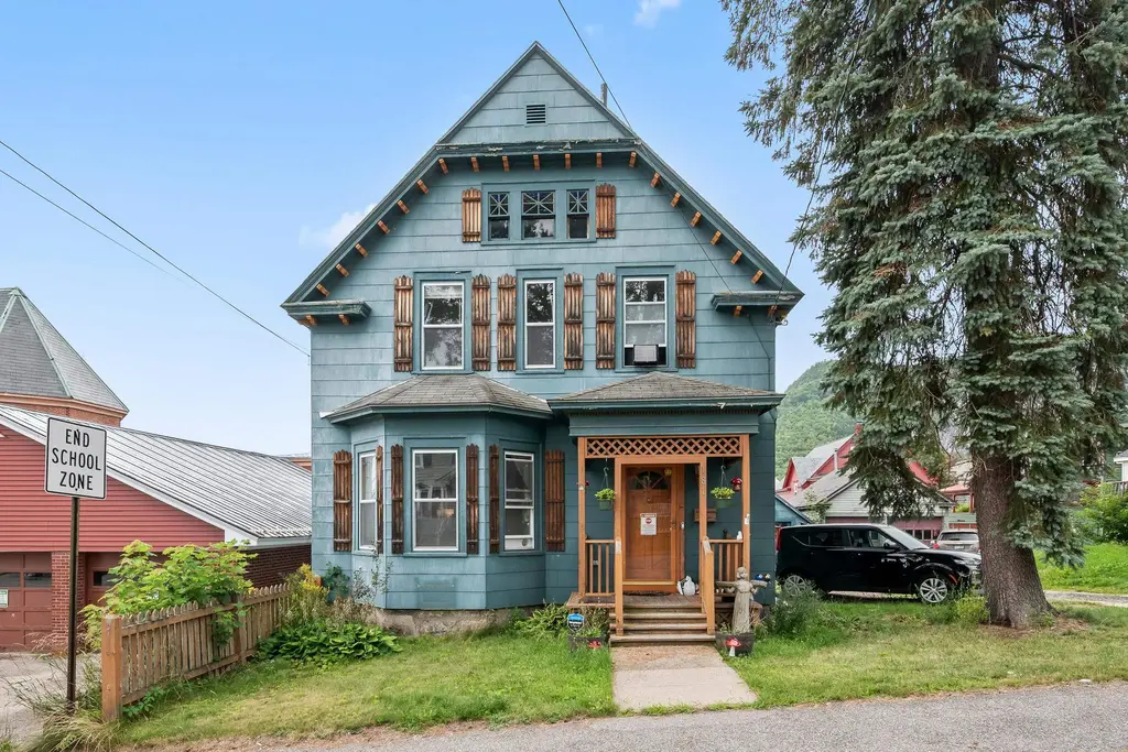 181 Willard Street, Berlin