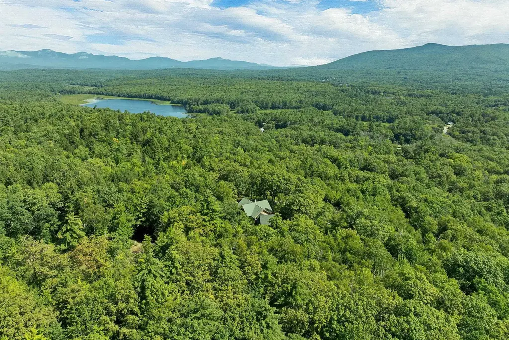 721 Whittier Highway, Moultonborough