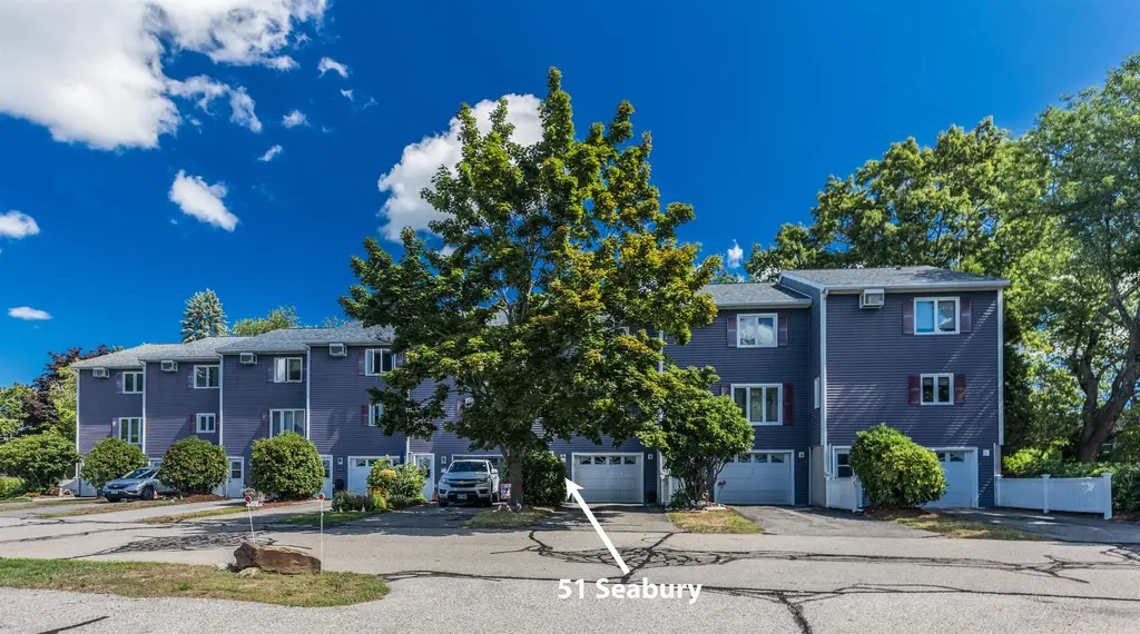 51 Seabury, Hampton