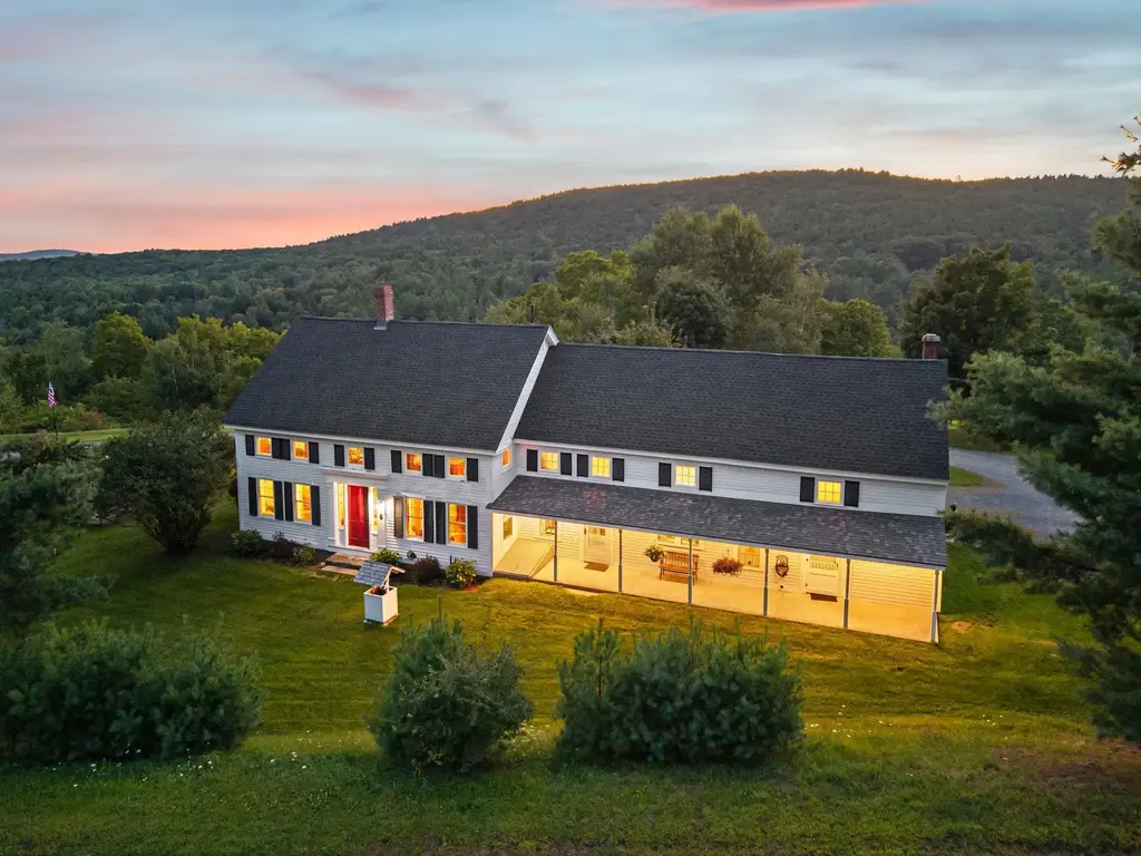 9 Eagle Ridge, Lebanon