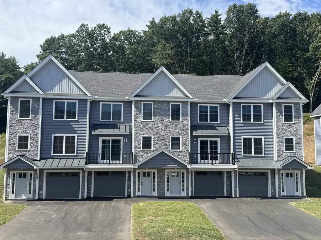 81 Kearsarge Lane, Tilton