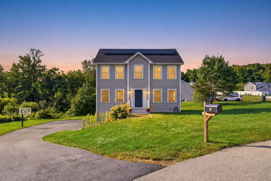 39 Windy Fields Lane, Jaffrey