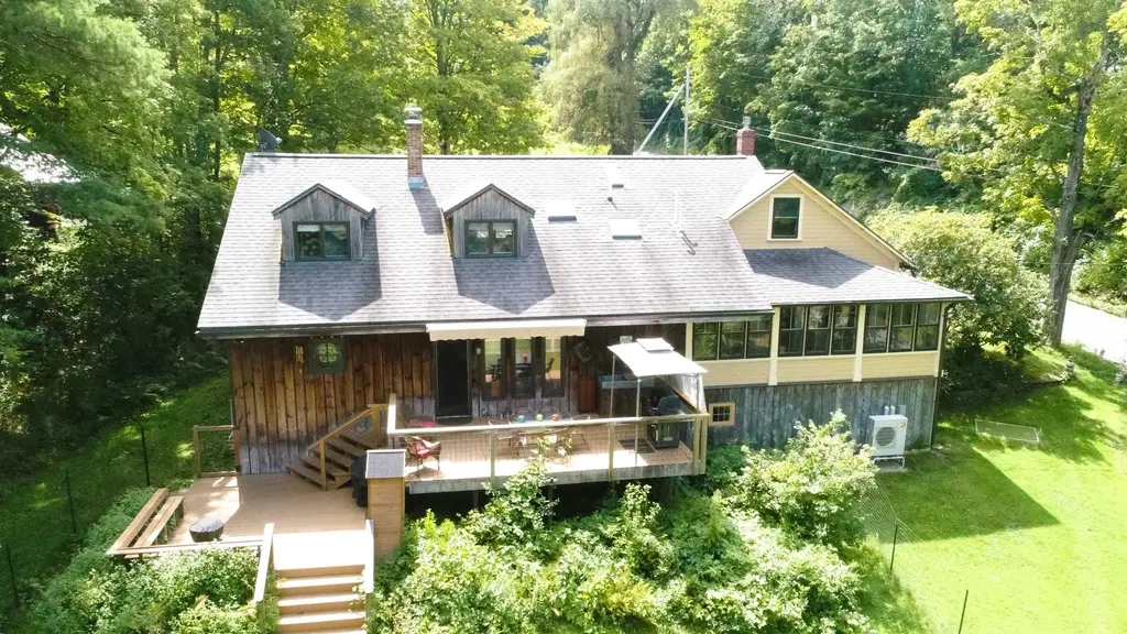 115 Welcome Hill Road, Chesterfield