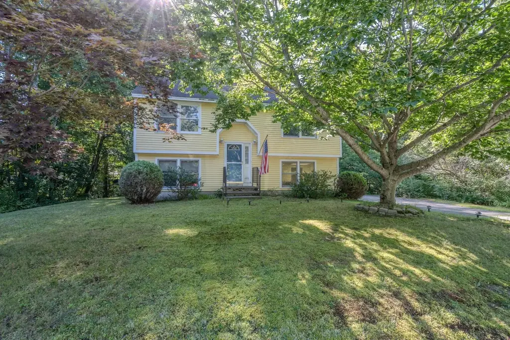 7 Woods Drive, Newmarket