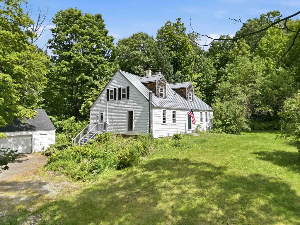 692 Belknap Mountain Road, Gilford