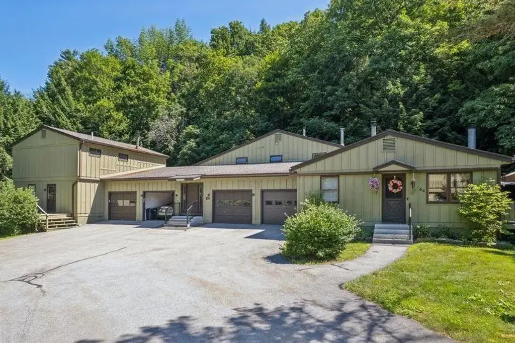29 Pleasant Street, Lebanon