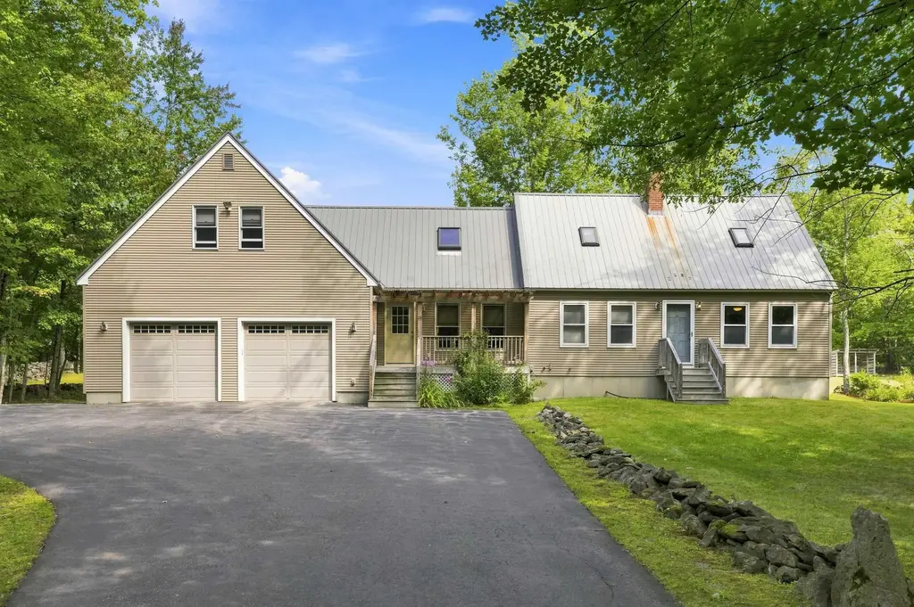 24 Little Lane, Dunbarton